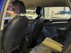 فولكسفاغن تاوس